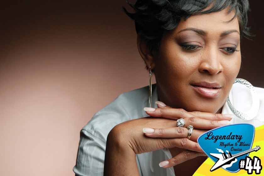 KeesheaPratt-BluesCruise44